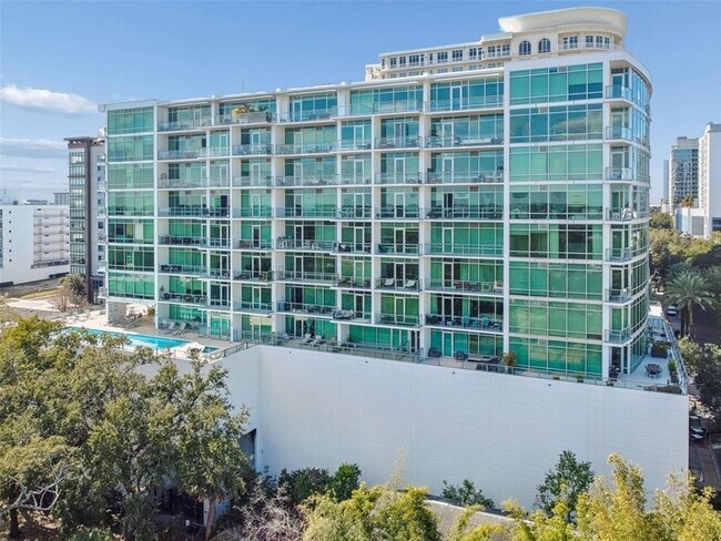 Building Photo - 101 S Eola Dr