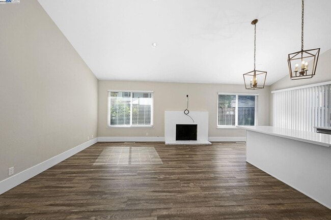 Building Photo - 2270 Bromfield Ct