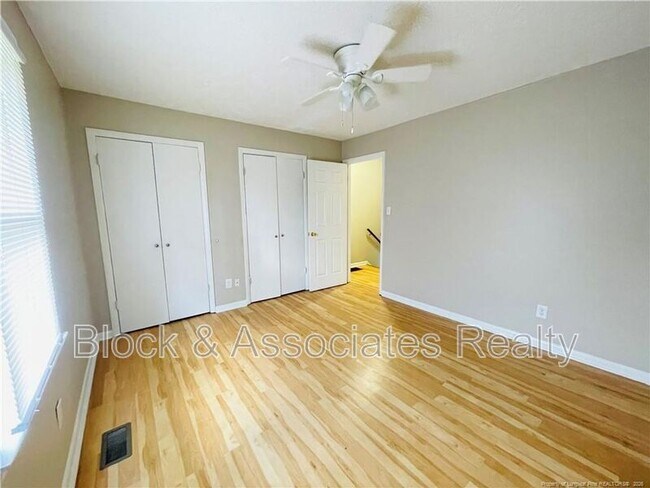 Building Photo - 4959 Galveston Dr