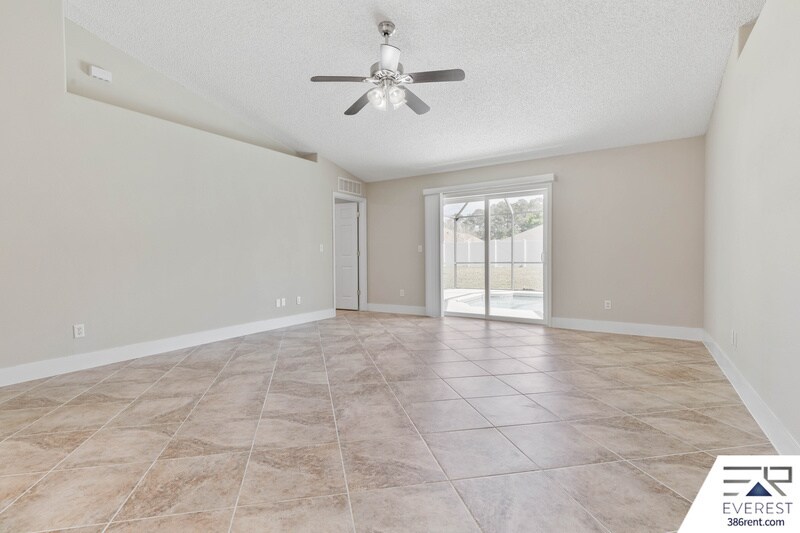 Building Photo - 273 Beachway Dr