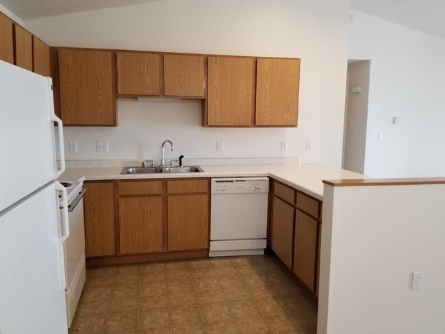 Building Photo - 106 Marks Way New Lisbon, WI 53950