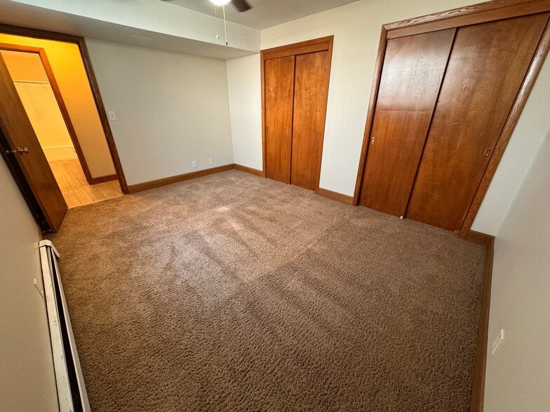 Building Photo - 830 S 10th St