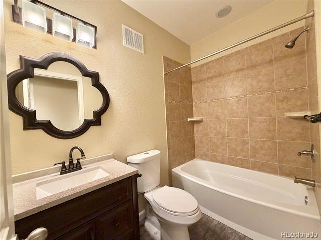 Building Photo - 25562 E 5th Pl