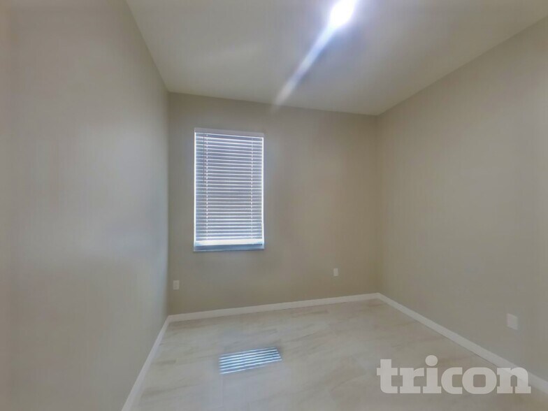 Building Photo - 13504 Red Ear Ct