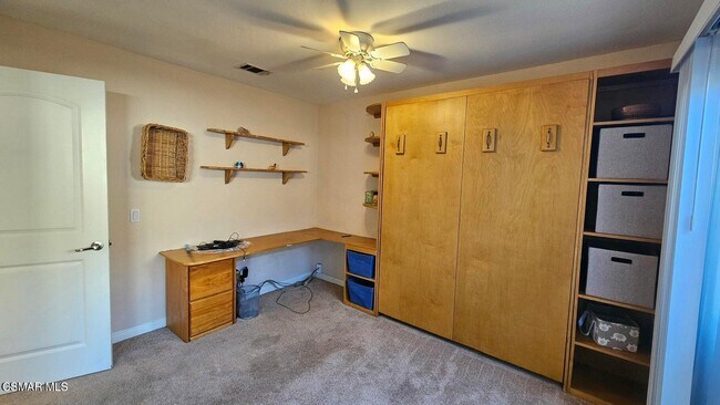 Building Photo - 14640 Marymount St