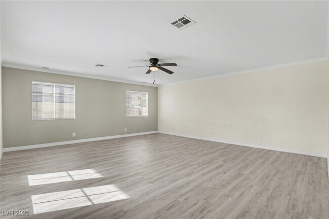 Building Photo - 313 Fox Cir