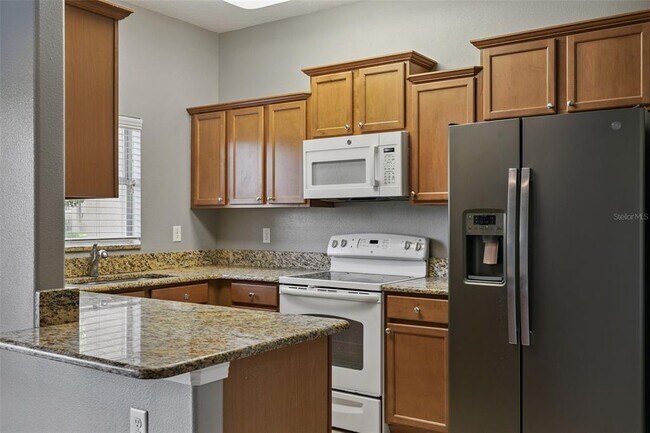 Building Photo - 1250 Twin Trees Ln