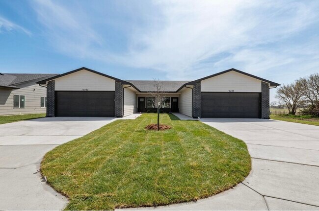 Building Photo - 11453 W 35th St S