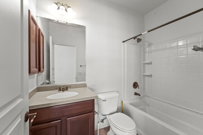 Building Photo - Live Large in Maricopa – Over 3,900 Sq Ft ...