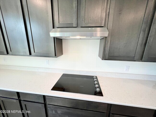 Building Photo - 12859 Logans Walk Ln