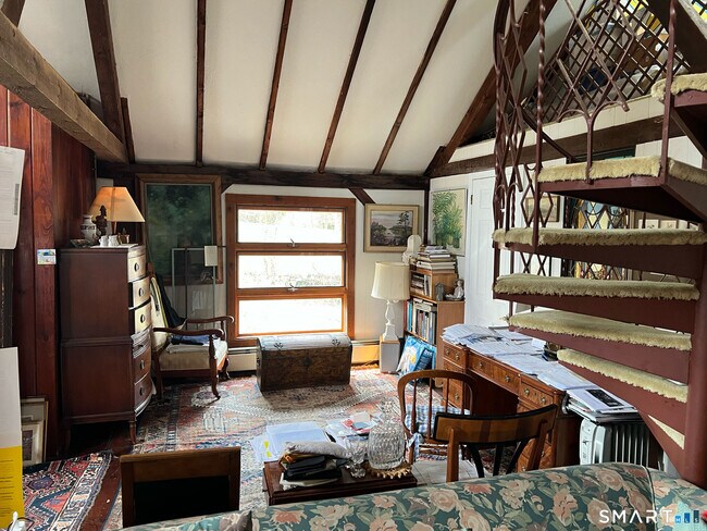 Building Photo - 32 West Ave