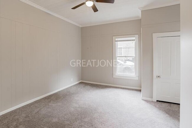 Building Photo - Charming 2 bedroom home in Anderson!