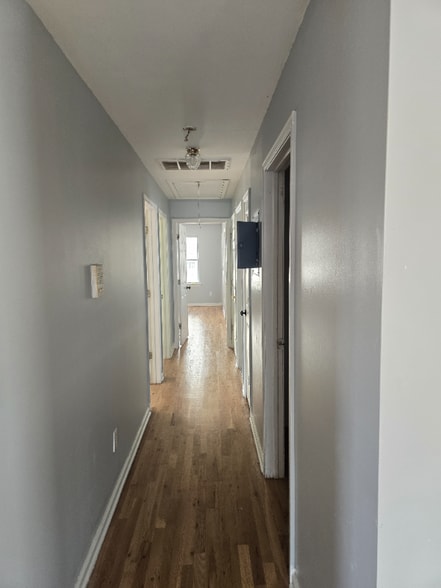 Building Photo - 179 Orchard St