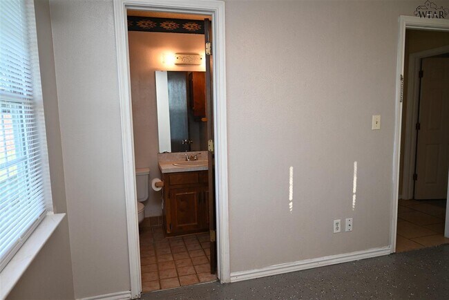 Building Photo - 4103 Beard Ave