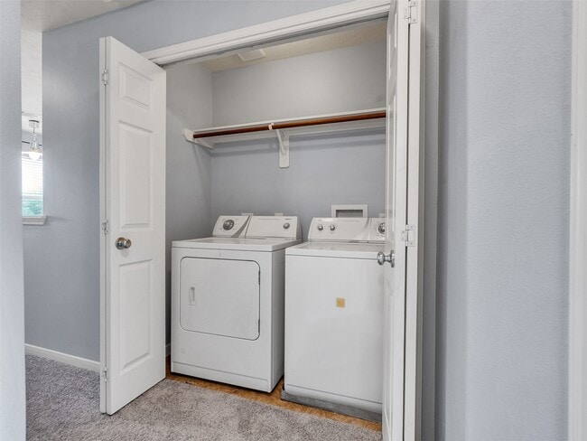 Building Photo - 13035 Jasmine Park Ln