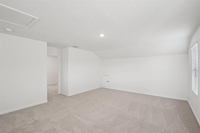 Building Photo - 806 Leavenworth Dr