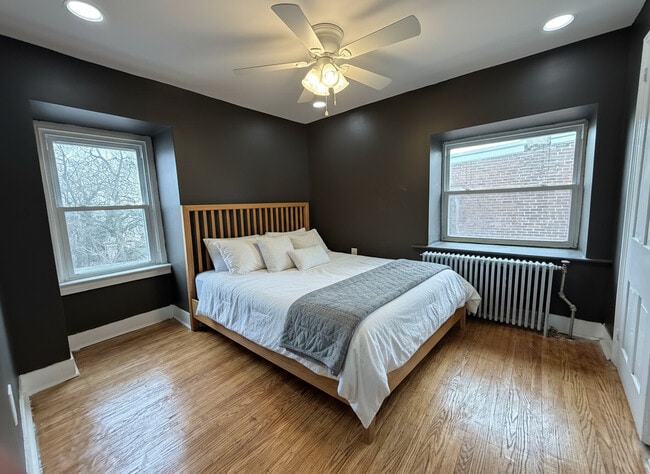 Building Photo - 347 Kerlin St