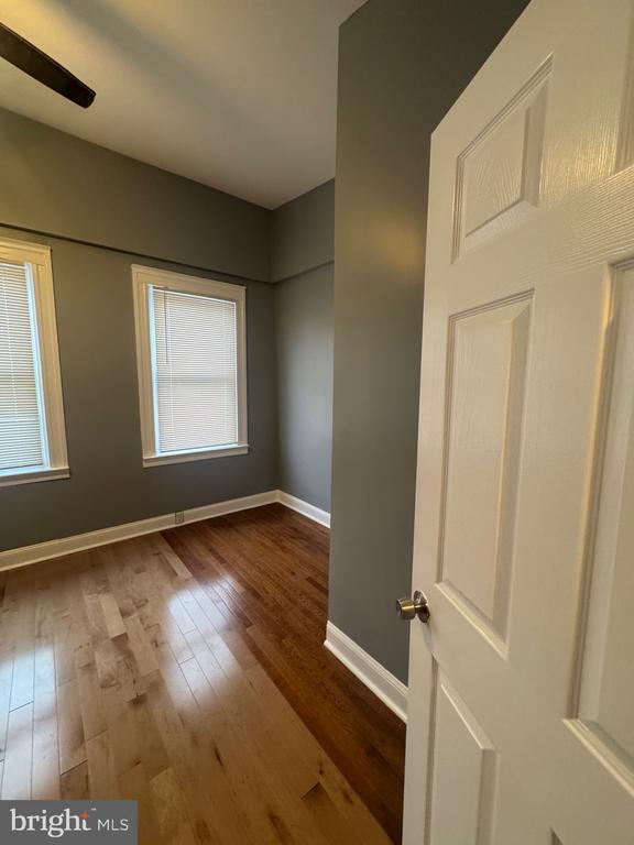 Building Photo - 3221 Lyndale Ave