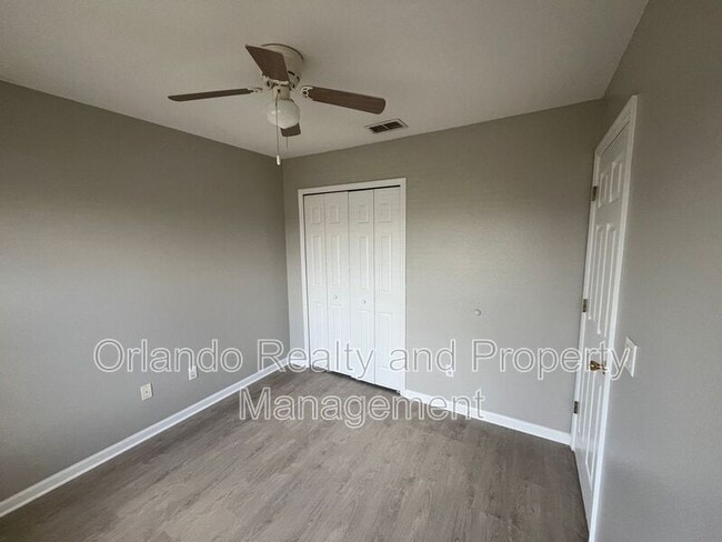Building Photo - 16621 Cedar Crest Dr
