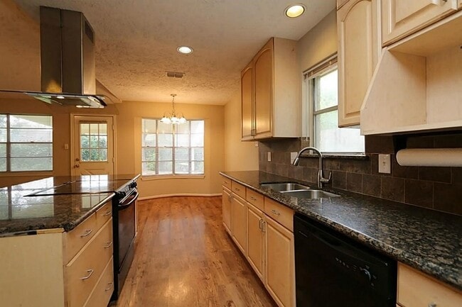 Building Photo - 12623 Westella Dr