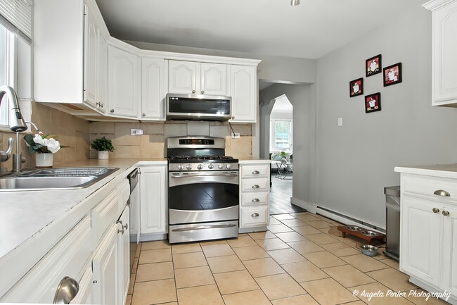 Building Photo - 37319 Granada Blvd