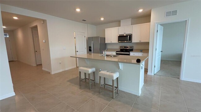 Building Photo - 504 Taylor Grvs St