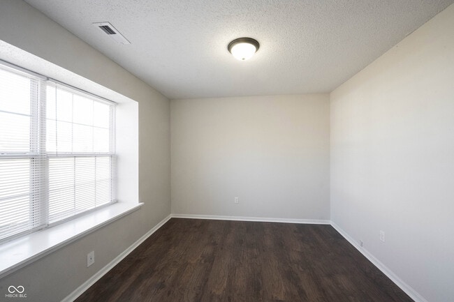 Building Photo - 1817 Austin Rd