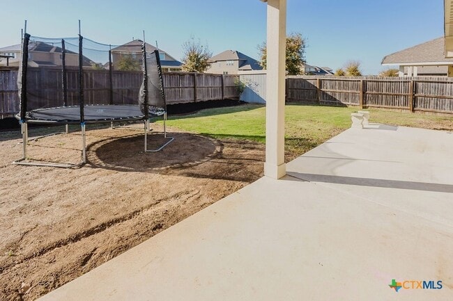 Building Photo - 632 Ridge Meadow Dr