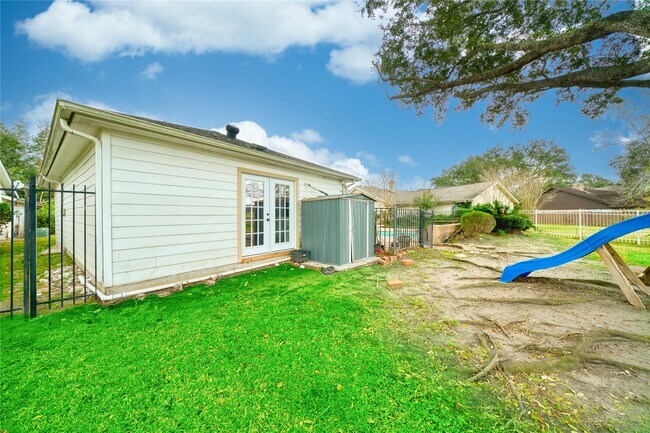 Building Photo - 3114 Cypress Point Dr