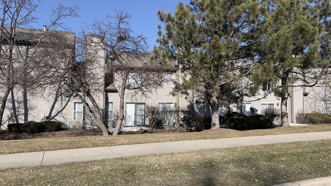 Building Photo - 385 Grissom Ct