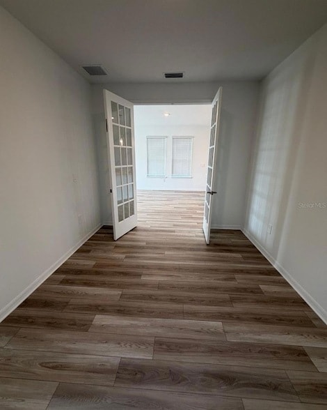 Building Photo - 5726 Gingham Dr