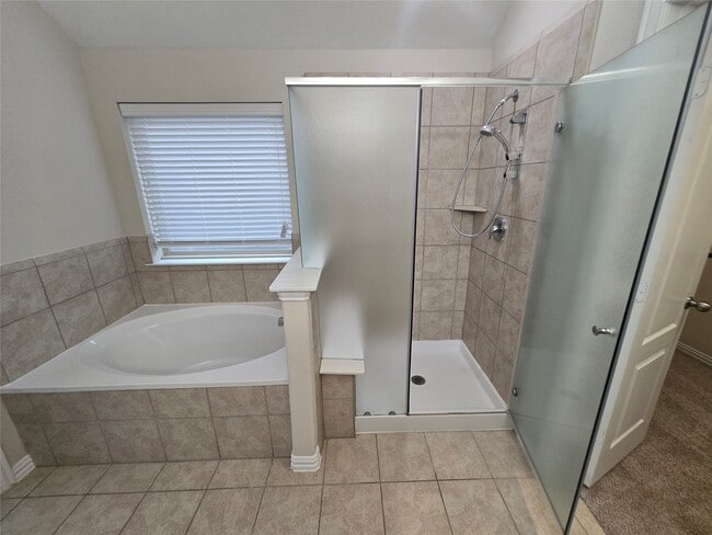 Building Photo - 9126 Monarch Field Ln