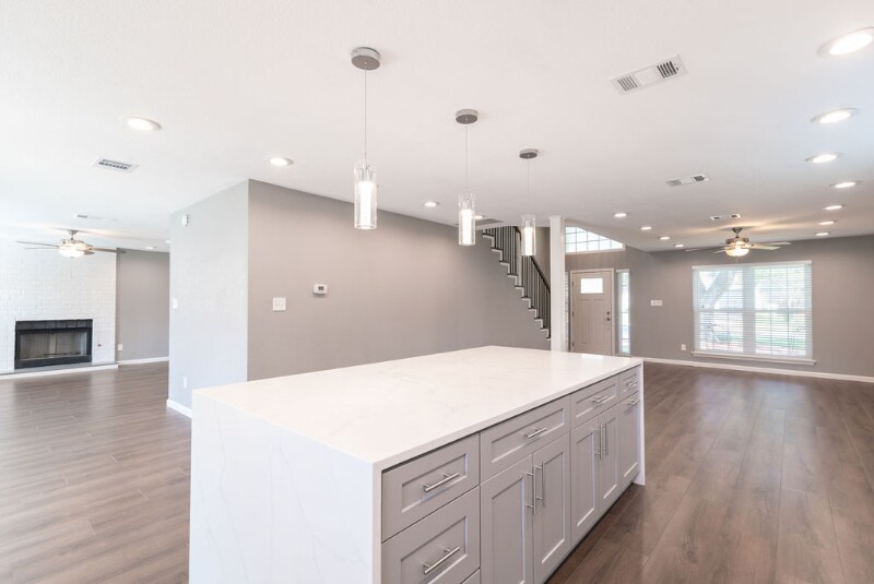 Building Photo - 8319 Columbia Falls Dr