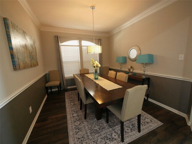 Building Photo - 20715 White Hyacinth Dr