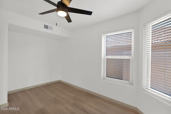 Building Photo - 12241 N Gambel Dr