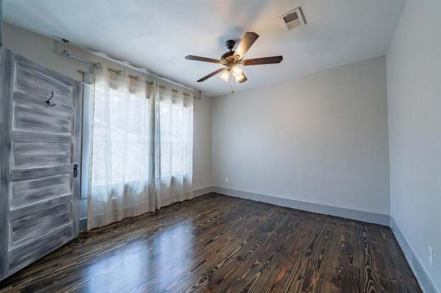 Building Photo - 1306 Tabor St