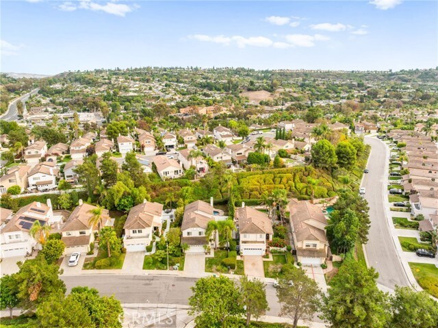 Building Photo - 24862 Vista Rancho