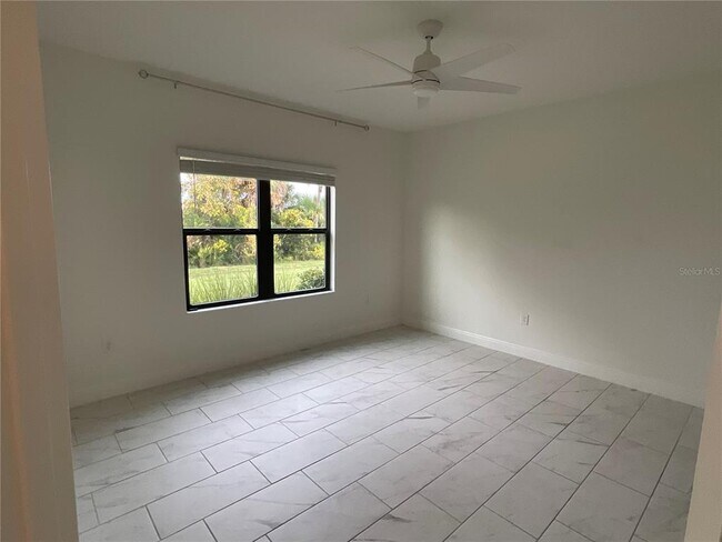 Building Photo - 224 Sarezzo Cir