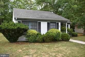 Building Photo - 118 Lexington Dr