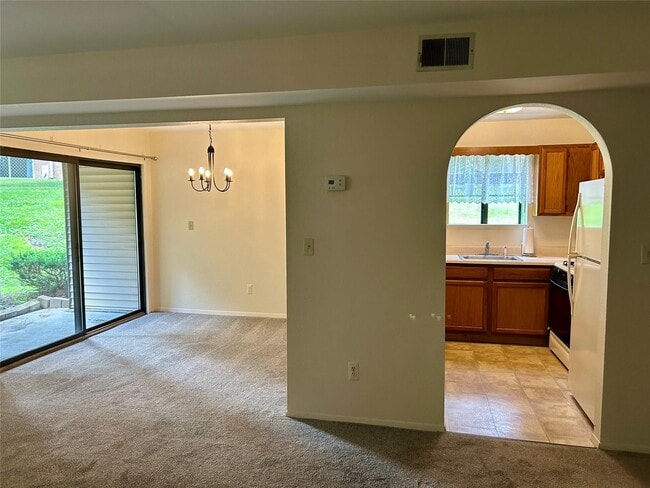 Building Photo - 108 Pine Hollow Way