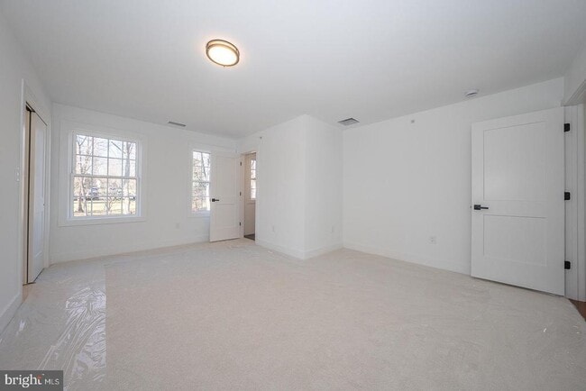 Building Photo - 2627 County Line Rd