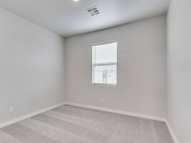 Building Photo - Beautiful New Construction Home in Edmond/...