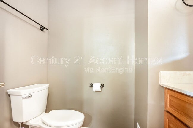 Building Photo - 8002 Tanworth Ct