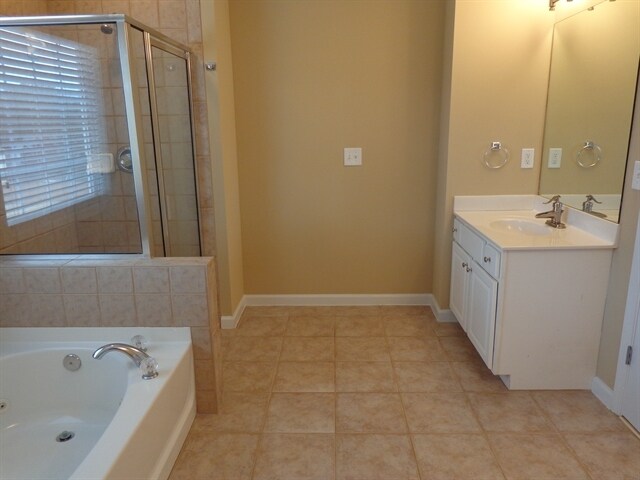 Building Photo - 812 Buffington Way