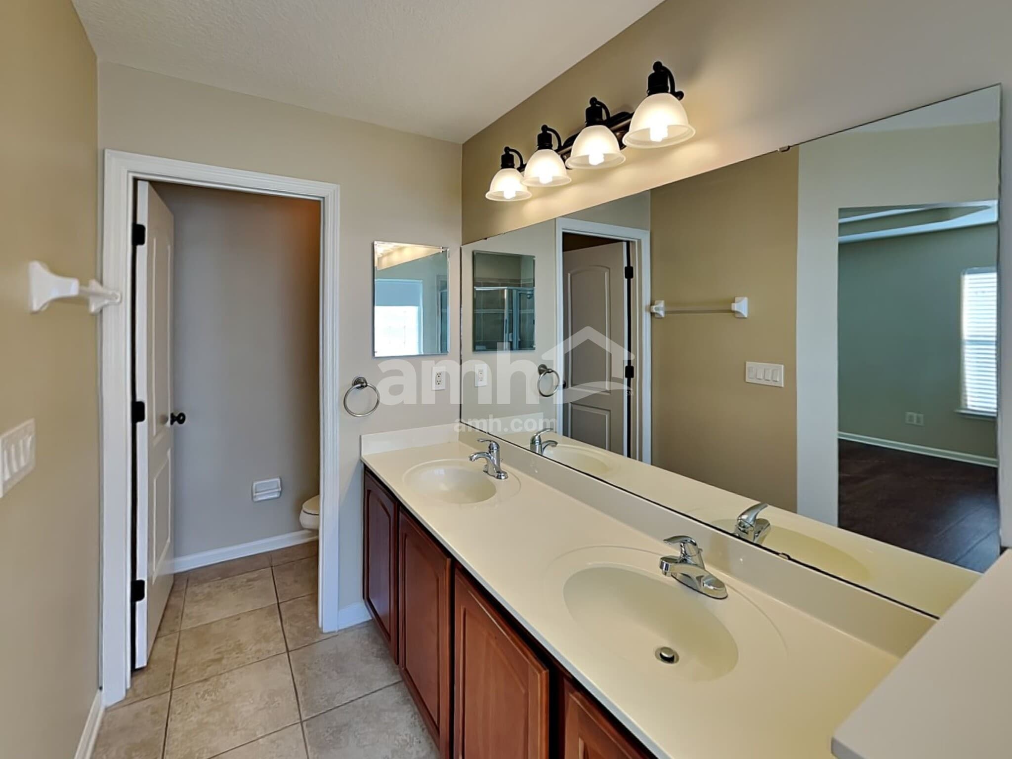 Building Photo - 1173 Carmona Pl