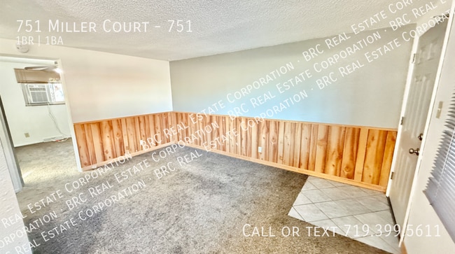 Building Photo - 751 Miller Ct