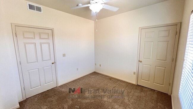 Building Photo - 3 Bedrooms, 2 Baths
