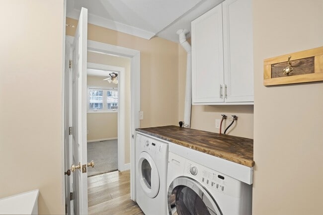 Building Photo - 946 N Westedge Dr