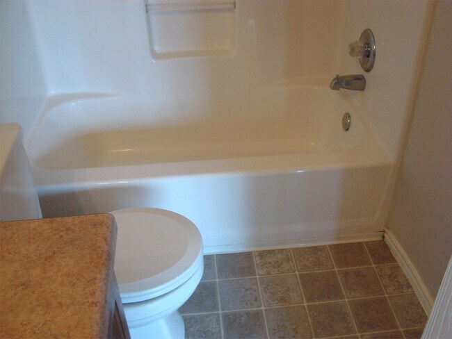 Building Photo - 73 Autumn Pass