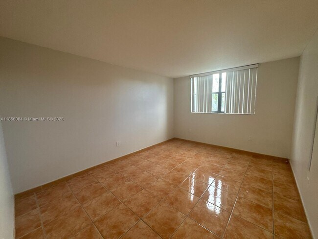 Building Photo - 8002 SW 149th Ave